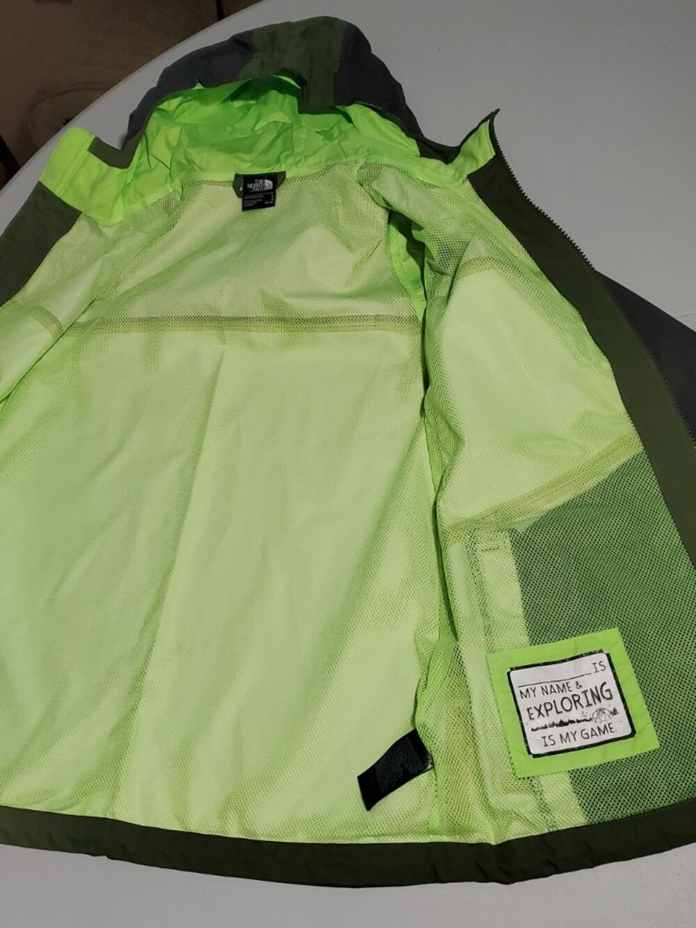 The North Face DryVent Rain Jacket Boys Sz L (14/16) - Picture 8 of 16